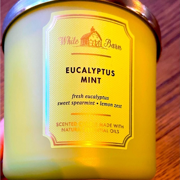 NWT White Barn 3 wick candle Eucalyptus Mint.14.5 oz. - Picture 6 of 6